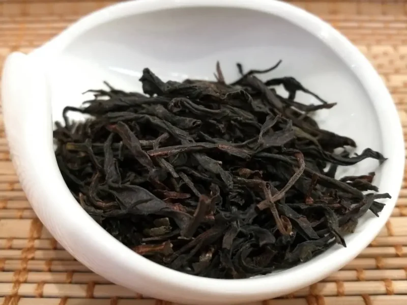Thé oolong ou wu long ou thé bleu : qu’est-ce c’est ?